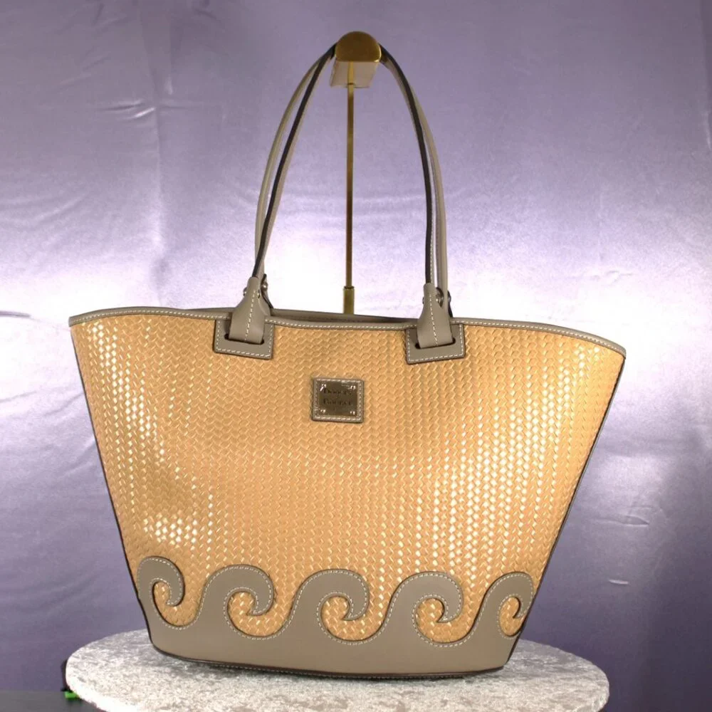 Dooney & Bourke Woven Straw-Look Tote Bag Tan Taupe NWOT - Picture 4 of 12